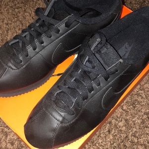 US 9 Nike Cortez All Black Sneaker